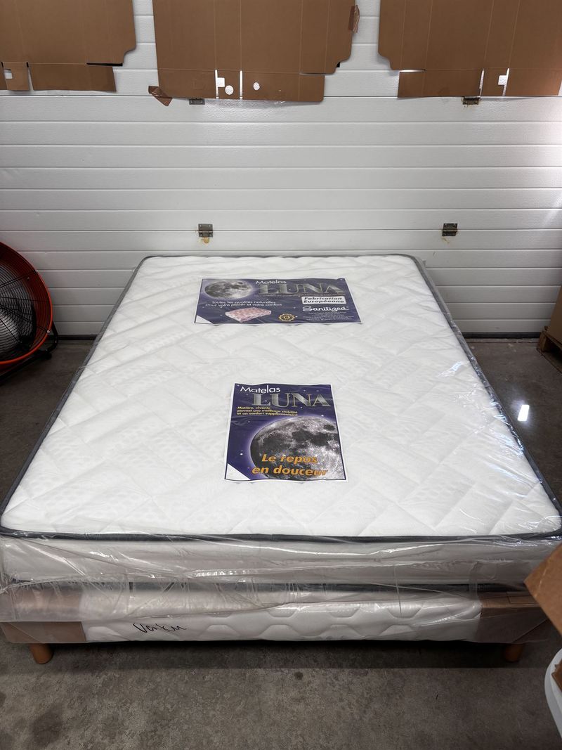 Matelas LUNA en rayon chez Distribat 82